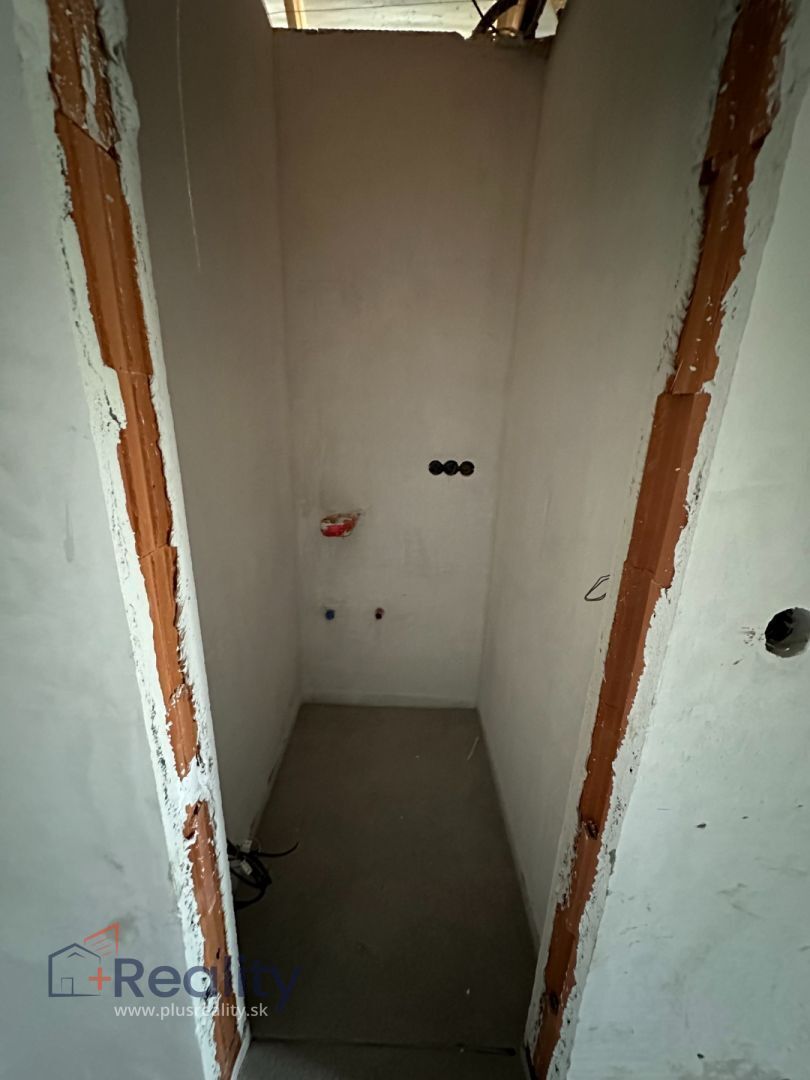 4-izbový rodinný dom v obci Veľké Blahovo
