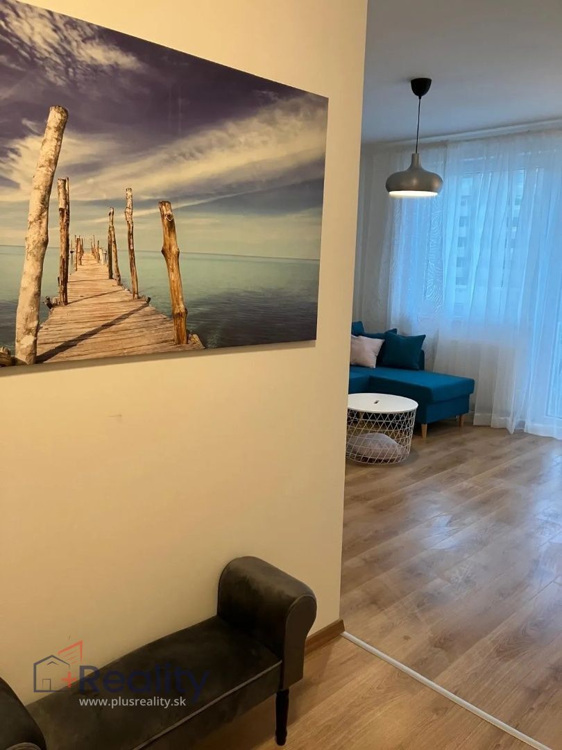 Priestranný 2 izbový byt v projekte OVOCNÉ SADY v mestskej časti Bratislava Ružinov na Ivanskej ceste na prenájom!