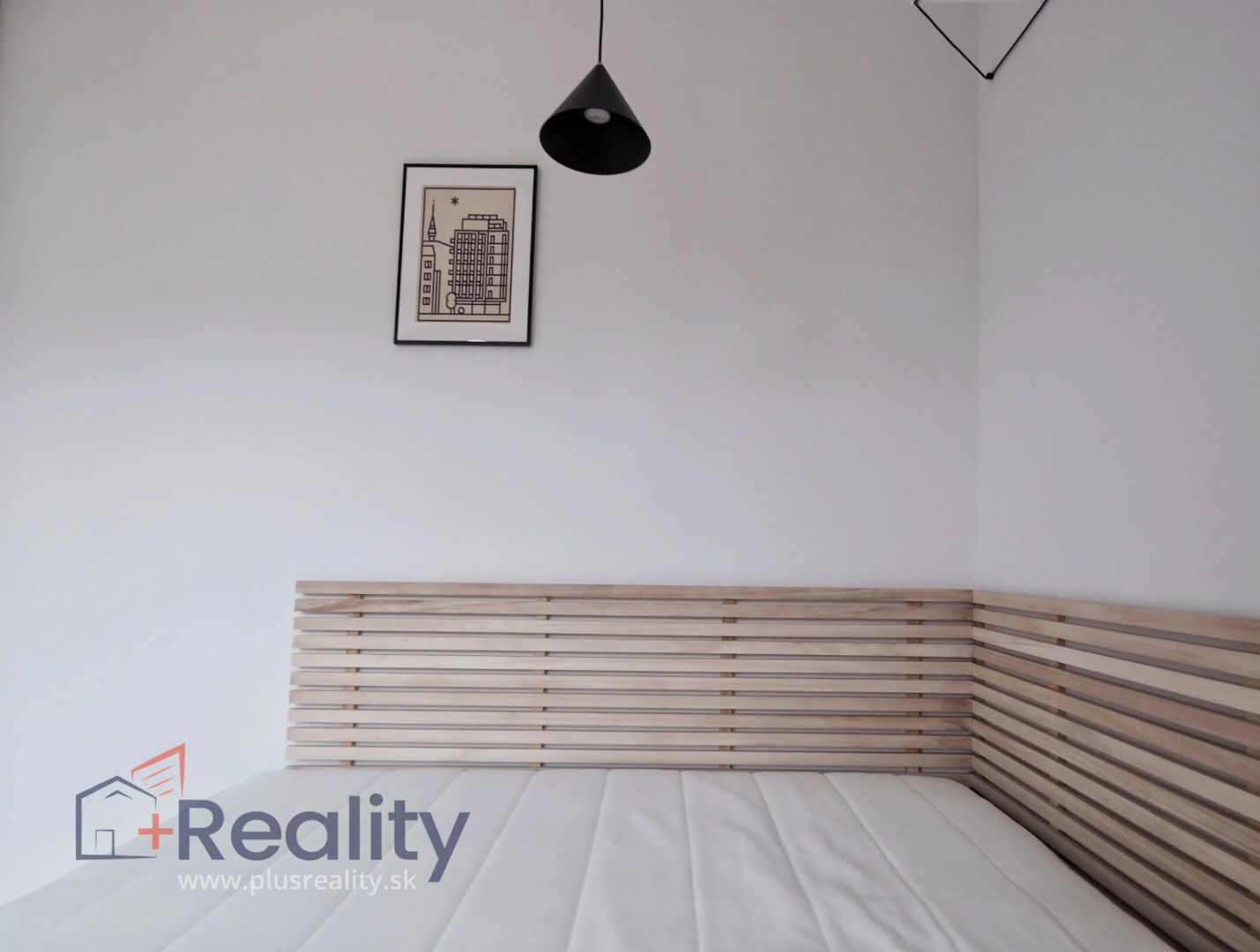 Štýlový 2 izbový byt  s balkónom v projekte PRI MÝTE III, v mestskej časti Bratislava Nové mesto na Račianskej ulici na prenájom!