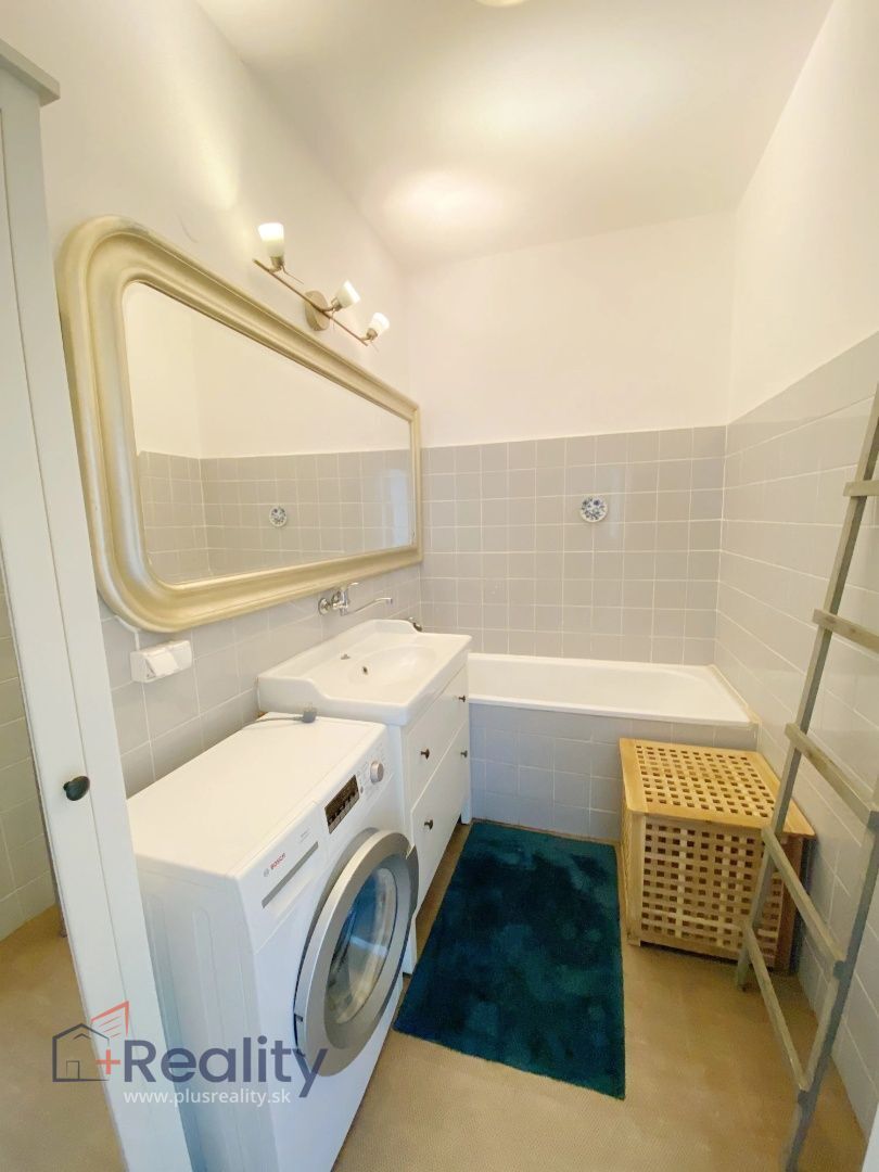 Útulný 2 izbový byt v mestskej časti Bratislava Ružinov na Turčianskej ulici na predaj!