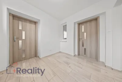 EXKLUZÍVNE | Dvojgeneračný 3 izbový rodinný dom s terasou v obci Kráľovičove Kračany - časť Etreho Kračany na predaj!