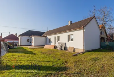 EXKLUZÍVNE | Dvojgeneračný 3 izbový rodinný dom s terasou v obci Kráľovičove Kračany - časť Etreho Kračany na predaj!