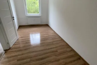Kompletne zrekonštruovaný trojizbový byt v meste Dunajská Streda na predaj!
