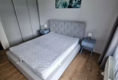 Krásny dizajnový 2 izbový byt s balkónom v komplexe AHOJ PARK v mestskej časti Bratislava Nové mesto na Sliačskej ulici na prenájom!
