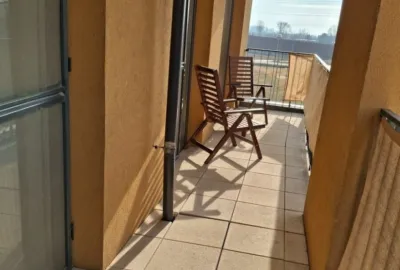 Moderný 2 izbový byt s balkónom v mestskej časti Bratislava Ružinov na Bajkalskej ulici na prenájom!