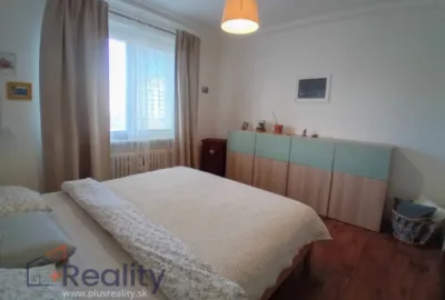 Pekný 3 izbový byt s francúzskym balkónom v mestskej časti Bratislava Nové mesto na Kukučínovej ulici na predaj!