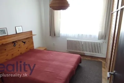Slnečný 3 izbový byt s balkónom v mestskej časti Bratislava Dúbravka na Bilíkovej ulici na prenájom!