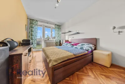 Trojizbový byt so záhradou a balkónom v meste Dunajská Streda na predaj!