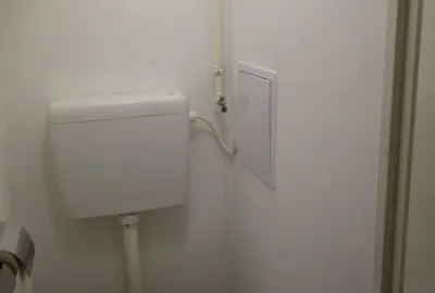 Zariadený 2 izbový byt s balkónom v mestskej časti Bratislava Ružinov na Haburskej ulici  na prenájom!