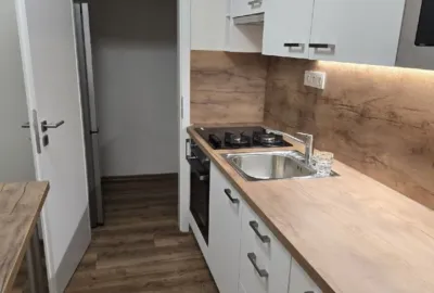 Zrekonštruovaný 3 izbový byt s balkónom v mestskej časti Bratislava Karlova Ves na Silvánskej ulici na prenájom!