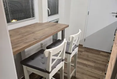 Zrekonštruovaný 3 izbový byt s balkónom v mestskej časti Bratislava Karlova Ves na Silvánskej ulici na prenájom!