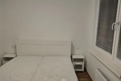 Zrekonštruovaný 3 izbový byt s balkónom v mestskej časti Bratislava Karlova Ves na Silvánskej ulici na prenájom!